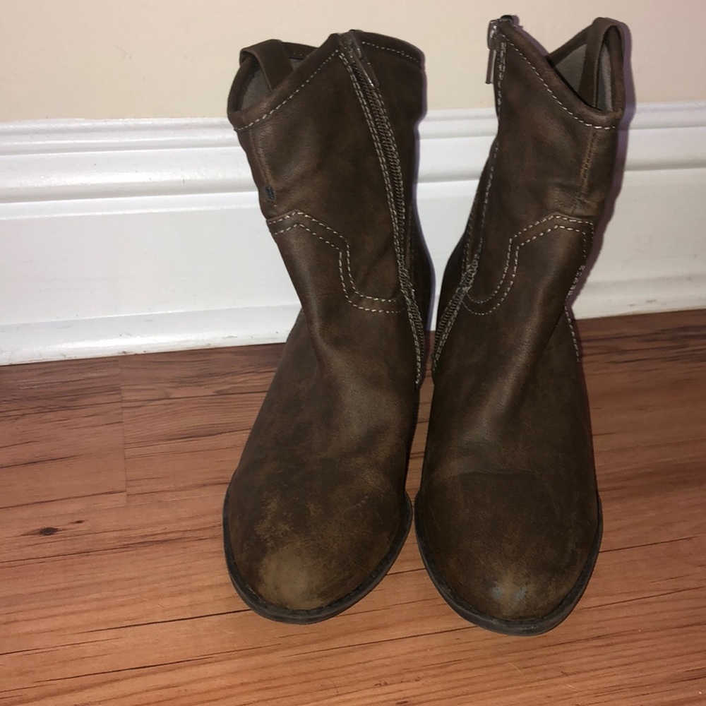 Booties - Picture 2 of 5